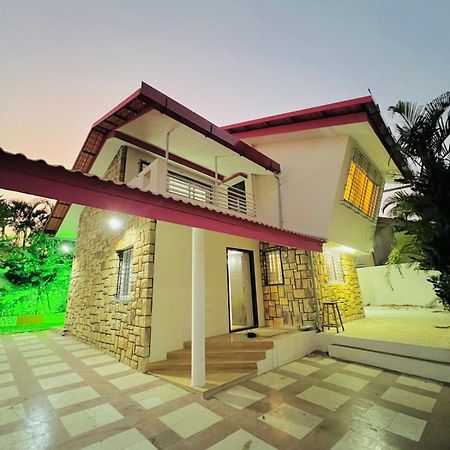 Taj Villa With Free Wifi Лонавла Екстер'єр фото