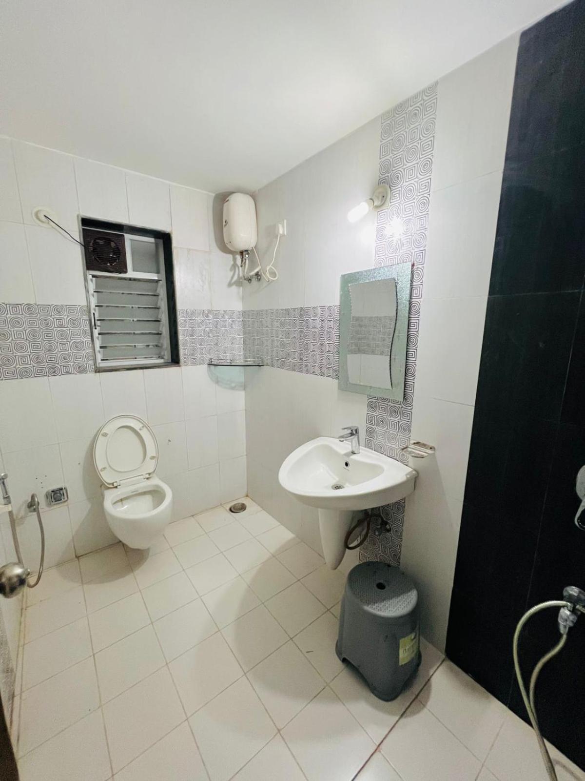 Taj Villa With Free Wifi Лонавла Екстер'єр фото
